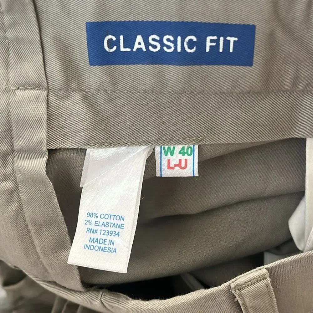 Southern Tide classic fit khaki pants size 40/32